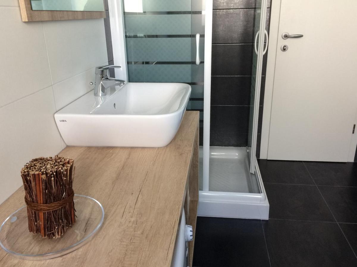 Nav Apartments Split Eksteriør billede